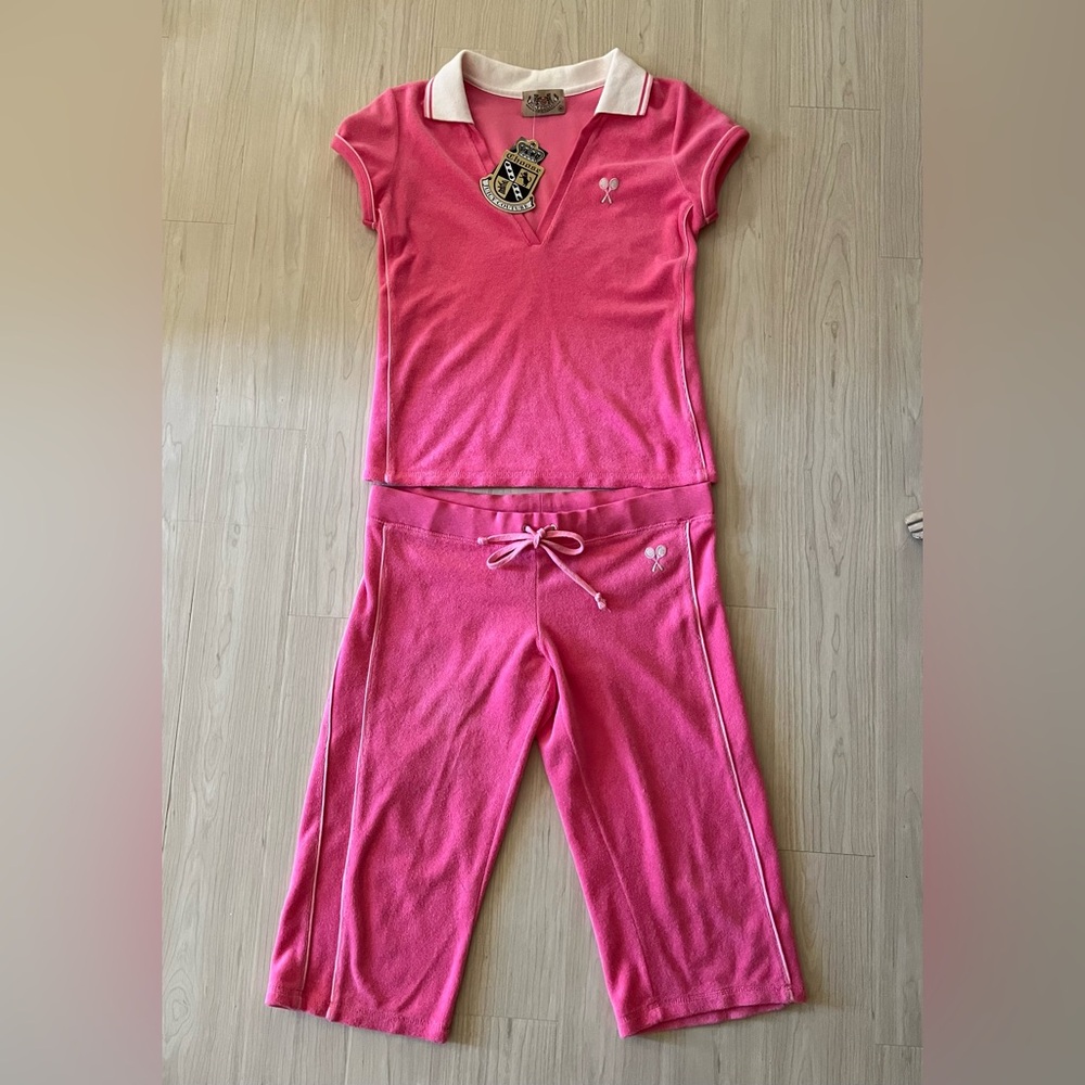 Juicy Couture VERY RARE NWT Barbie Pink Juicy Terry Cloth Capri Set 💕 - Picture 4 of 8